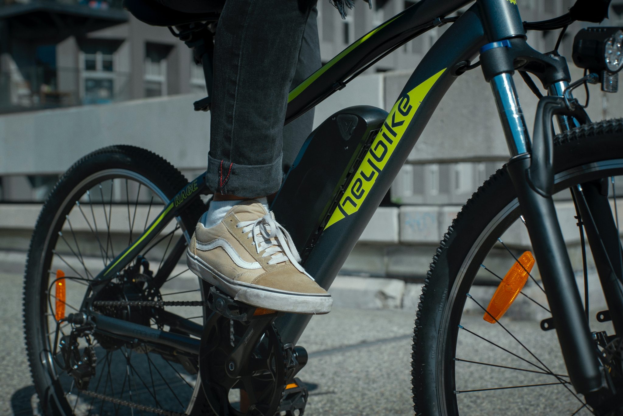 Unveiling EBike Secrets Torque Sensors vs. Cadence Sensors 2023